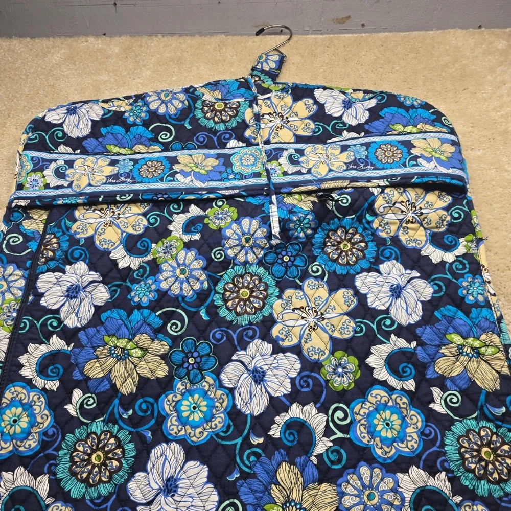 Vera Bradley Quilted Floral Garment Travel Bag Blue Multicolor Zippered Foldable